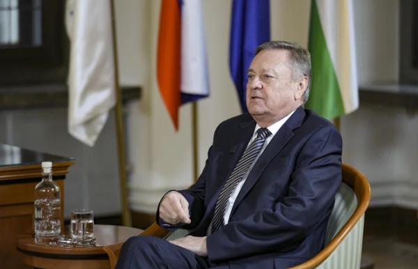 Sobotna priloga: Opozicijsko strašenje ljudi je nerazumno in nevarno