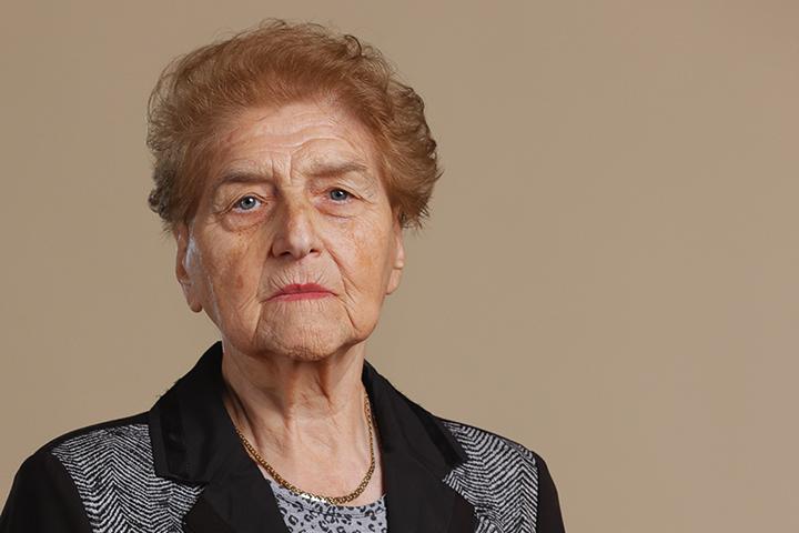 JULKA ŽIBERT