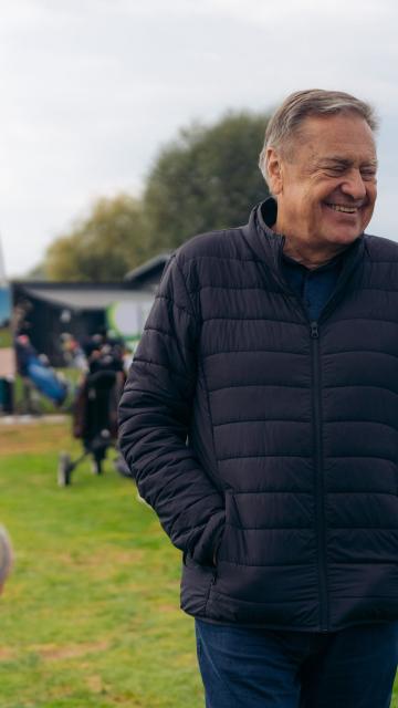 Iskren bom, golfa ne igram. Razlog sega &scaron;e v moje čase iz Mercatorja, ko so nekateri direktorji golf igrali&hellip;